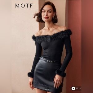 MOTF PREMIUM FITTED RIBBED KNIT T-SHIRT WITH WIDE NECKLINE AND FLUFFY FINISH NEW